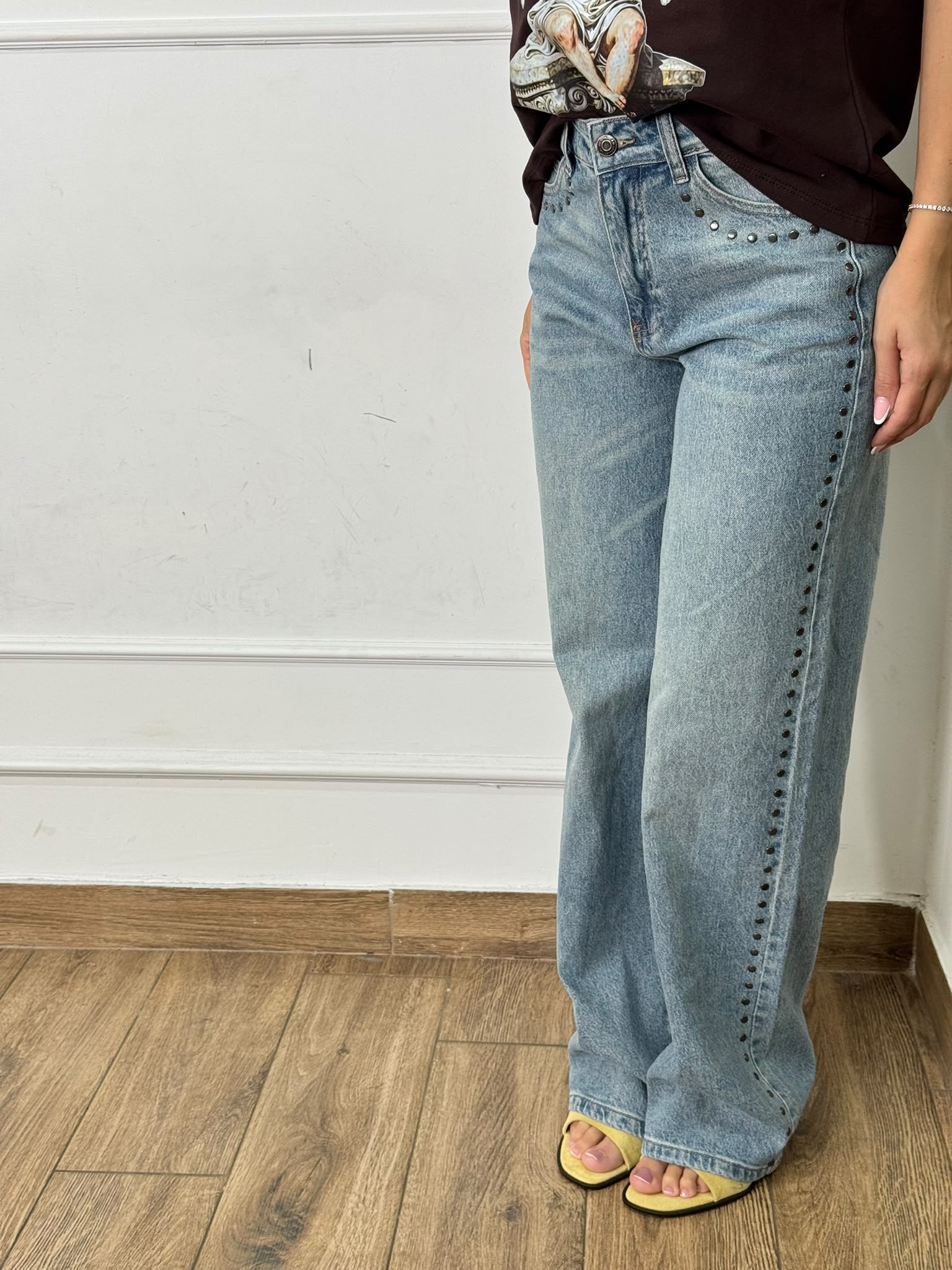 Jeans strong