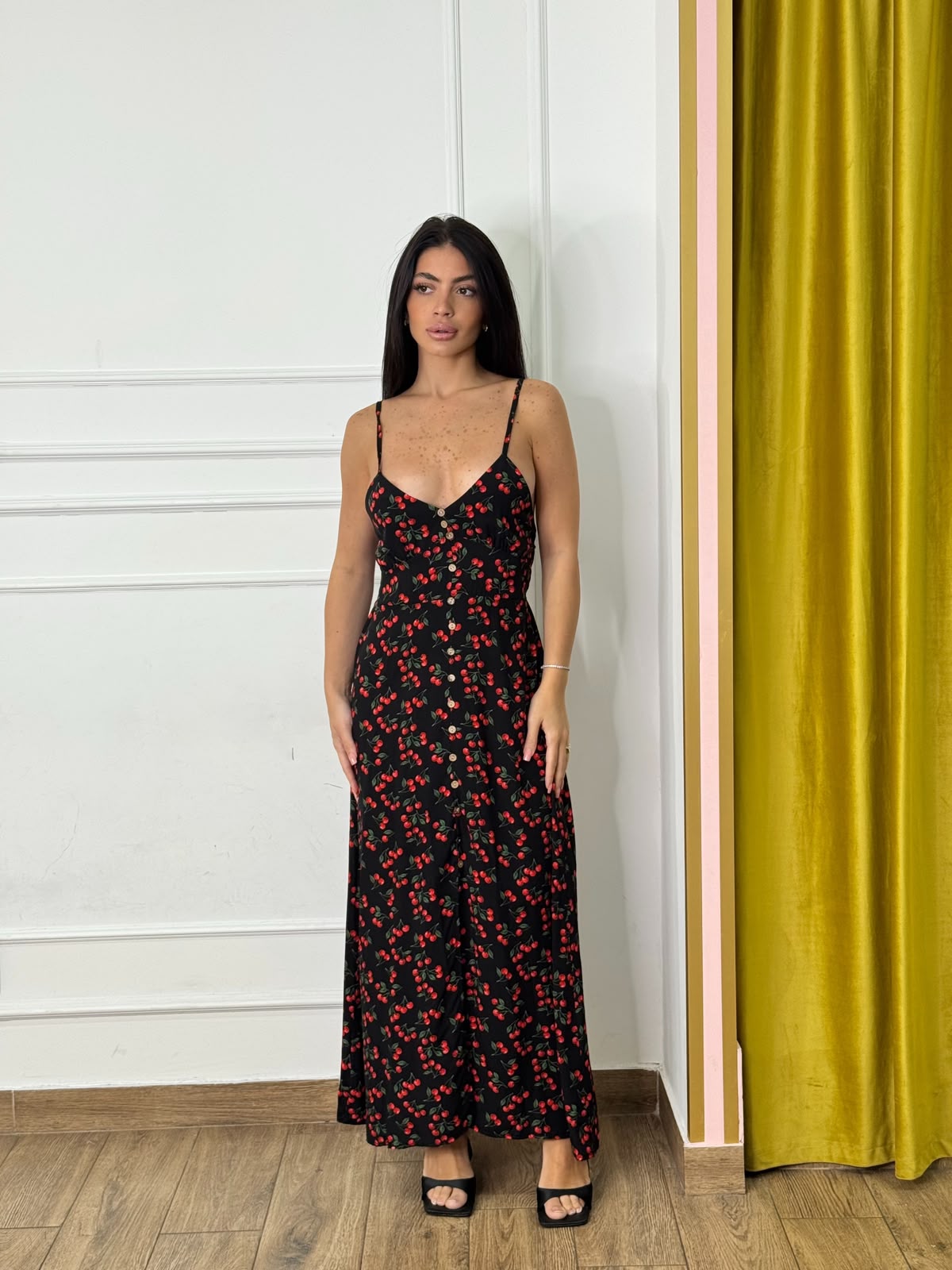 Dress cherry