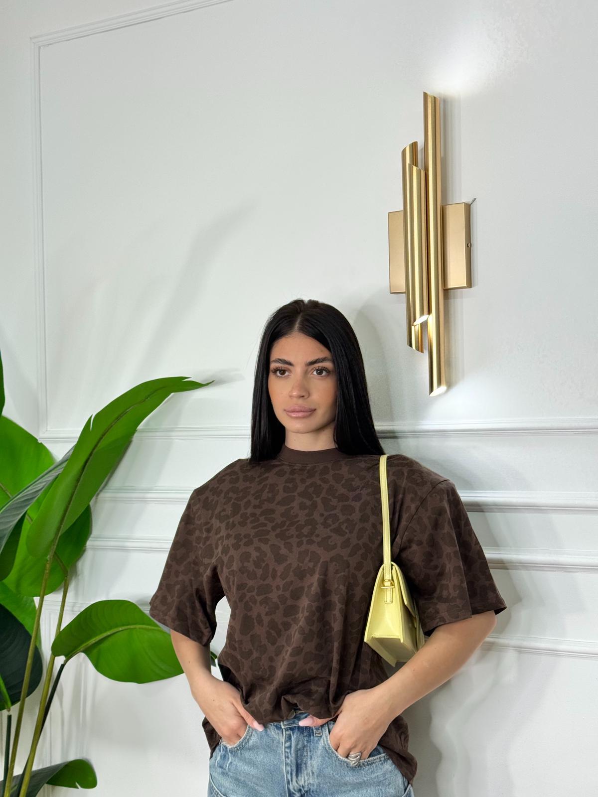 T-shirt glov